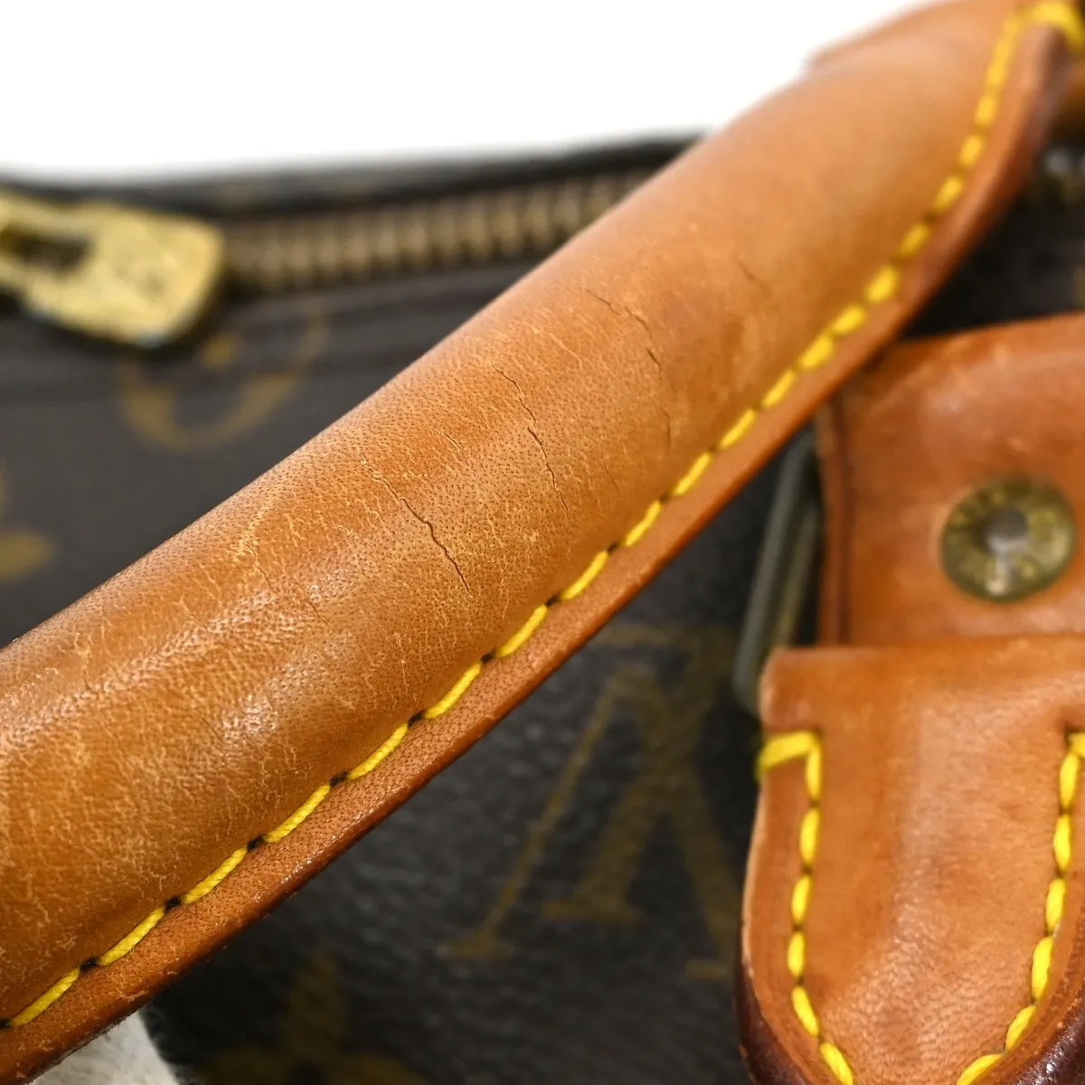 Louis Vuitton Keepall Monogram Canvas Brown Canvas Travel Bag Bag (Pre-Owned)