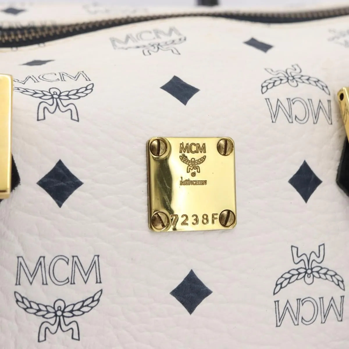 MCM Visetos Logogramme Leather White Leather Handbag (Pre-Owned)