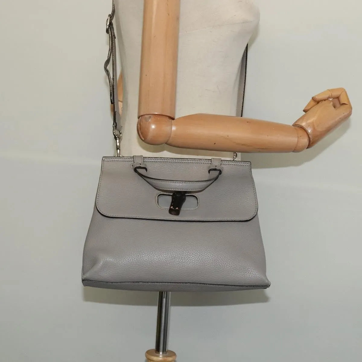 Gucci Bamboo Daily Top Handle Leather Gray Leather Shoulder Bag Bag (Pre-Owned)