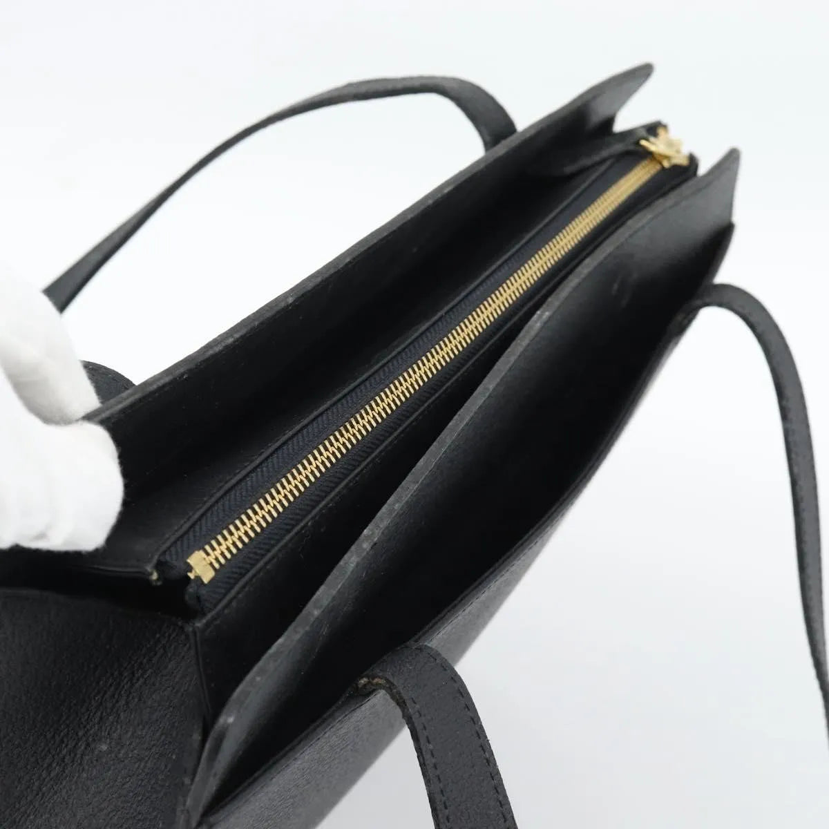 Saint Laurent Vintage Leather Black Leather Tote Bag Bag (Pre-Owned)
