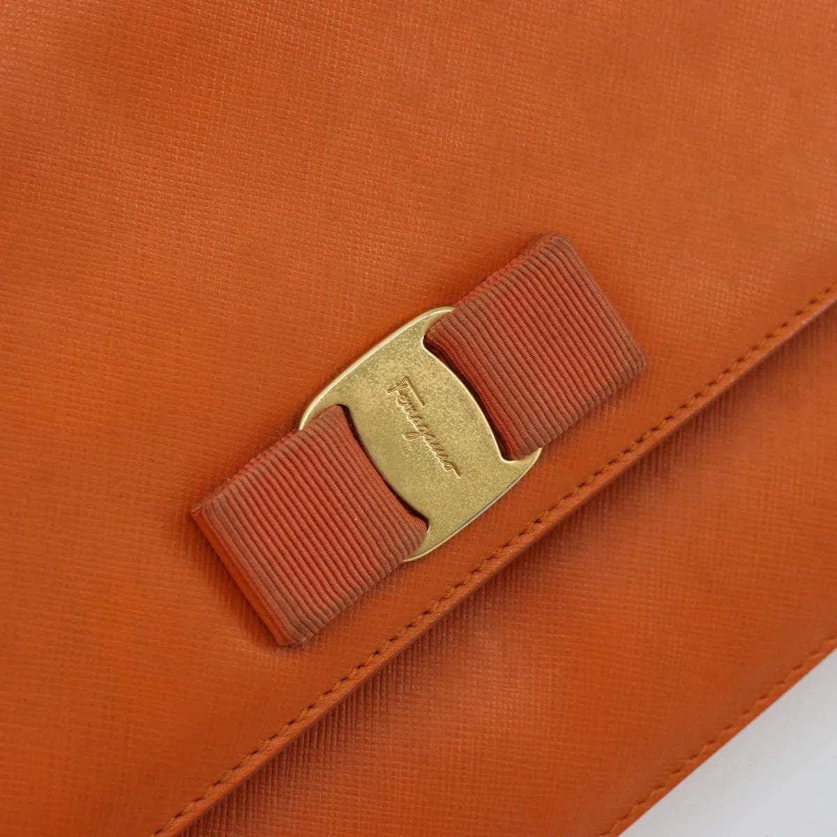 Salvatore Ferragamo Vara Bow Chain Clutch Leather Orange Leather Shoulder Bag Bag (Pre-Owned)