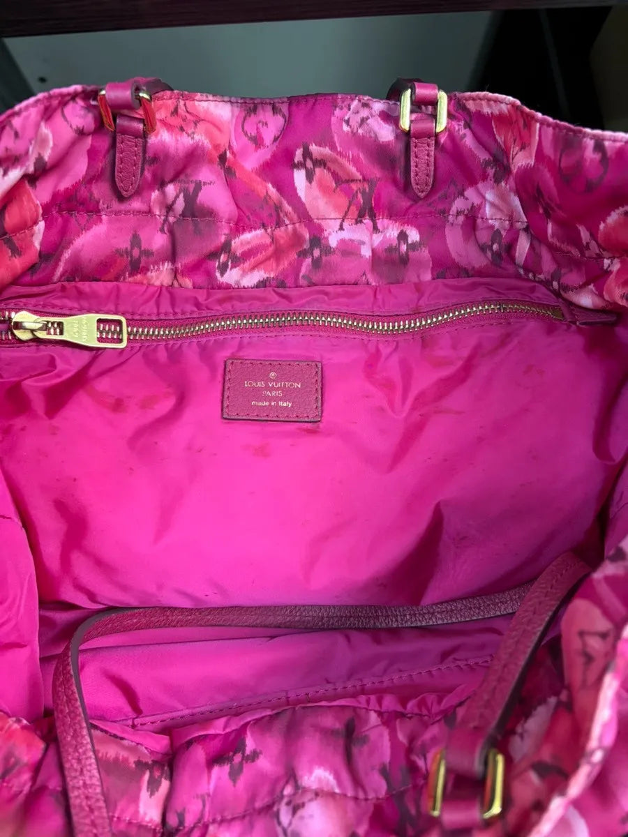 Louis Vuitton Noefull Ikat Nylon Pink Nylon Shoulder Bag Bag (Pre-Owned)