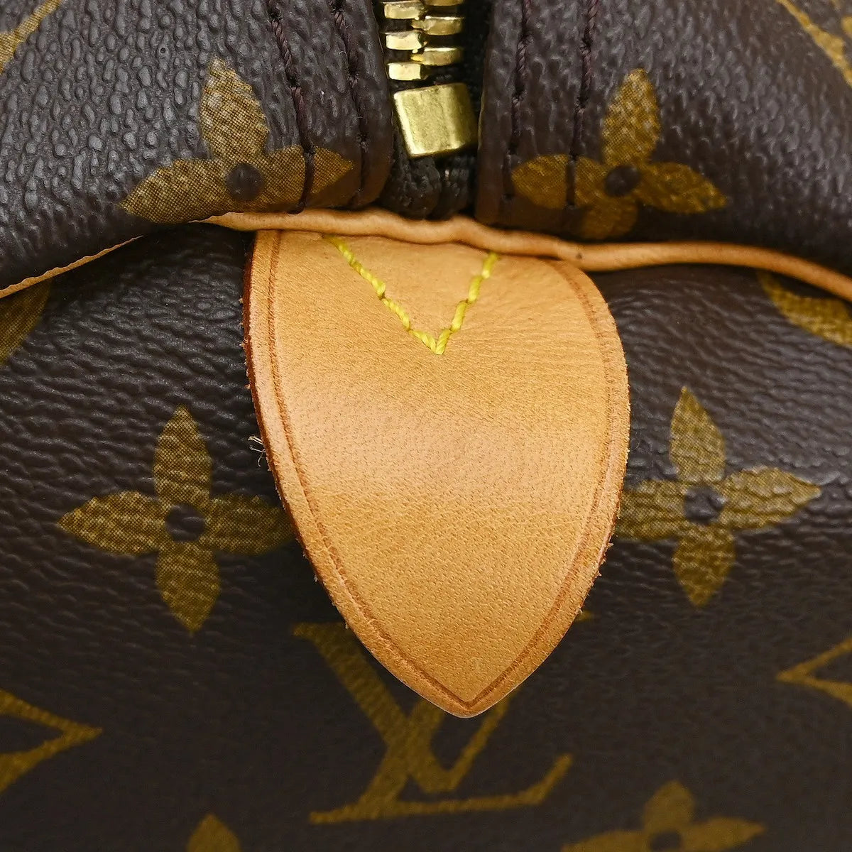 Louis Vuitton Keepall Monogram Canvas Brown Canvas Travel Bag Bag (Pre-Owned)