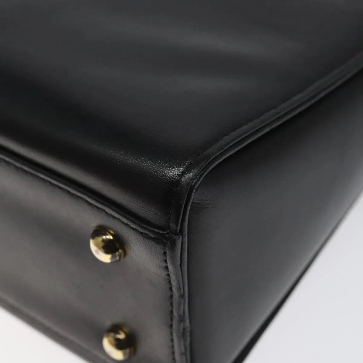 Givenchy Vintage Leather Black Leather Handbag (Pre-Owned)