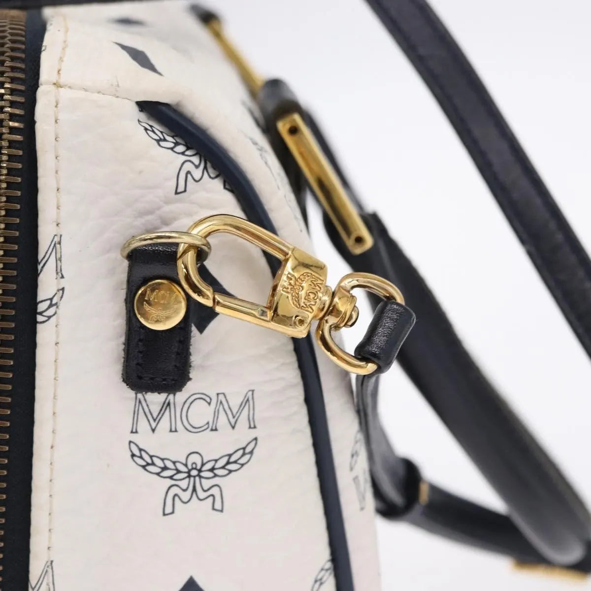 MCM Visetos Logogramme Leather White Leather Handbag (Pre-Owned)