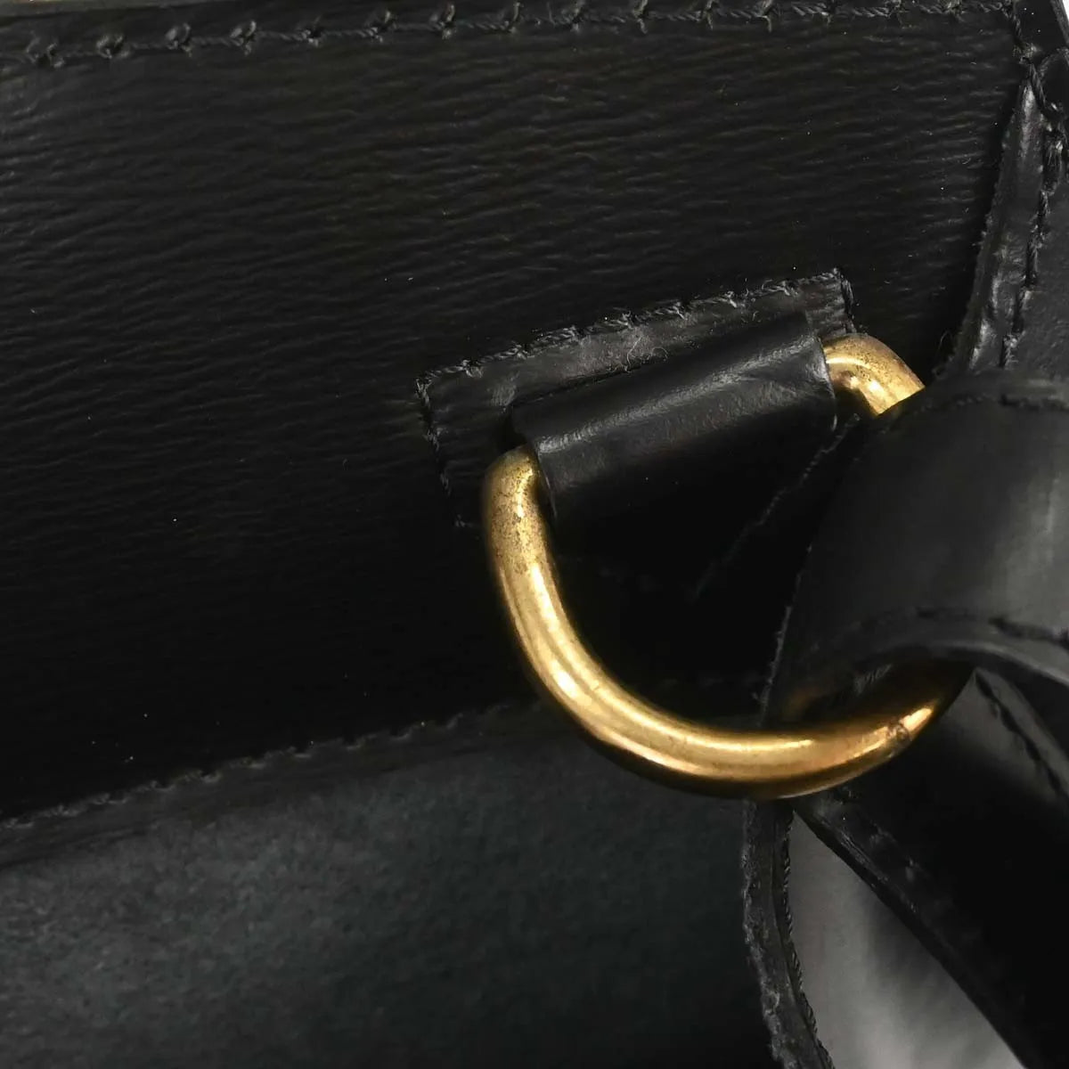 Louis Vuitton Cluny Leather Black Leather Shoulder Bag Bag (Pre-Owned)