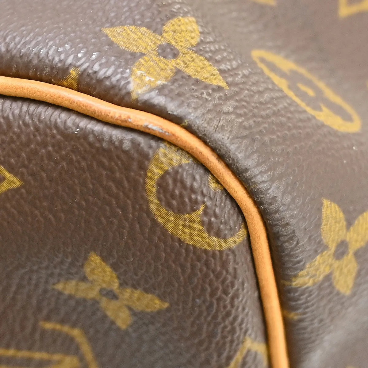 Louis Vuitton Keepall Bag Monogram Canvas Brown Canvas Travel Bag Bag (Pre-Owned)