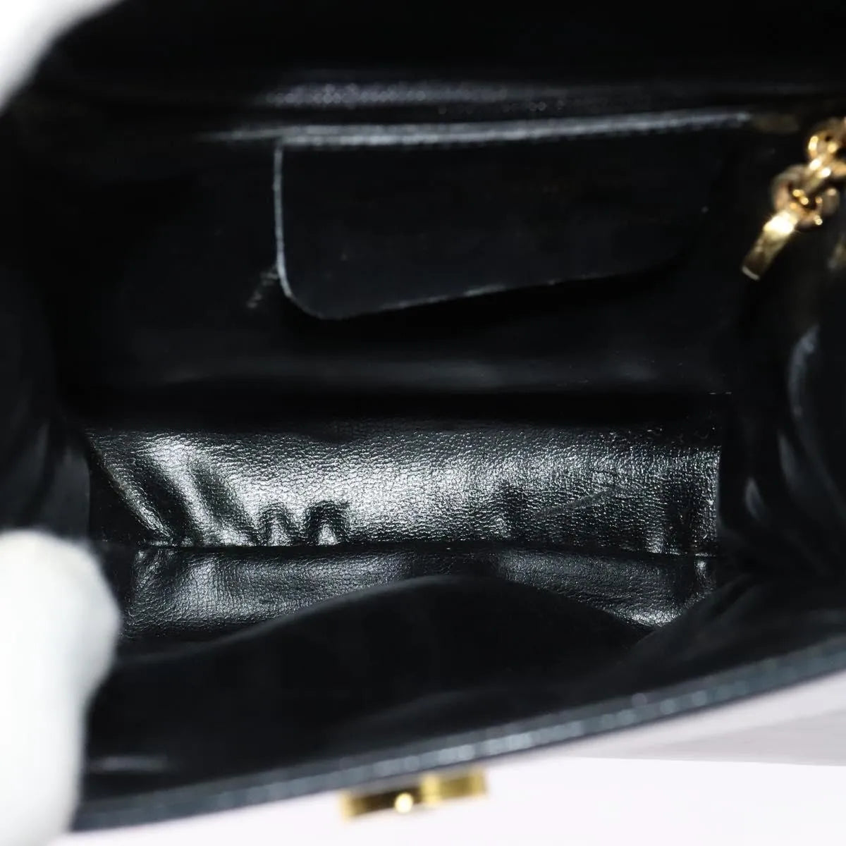 Salvatore Ferragamo Vintage Leather Navy Leather Handbag (Pre-Owned)