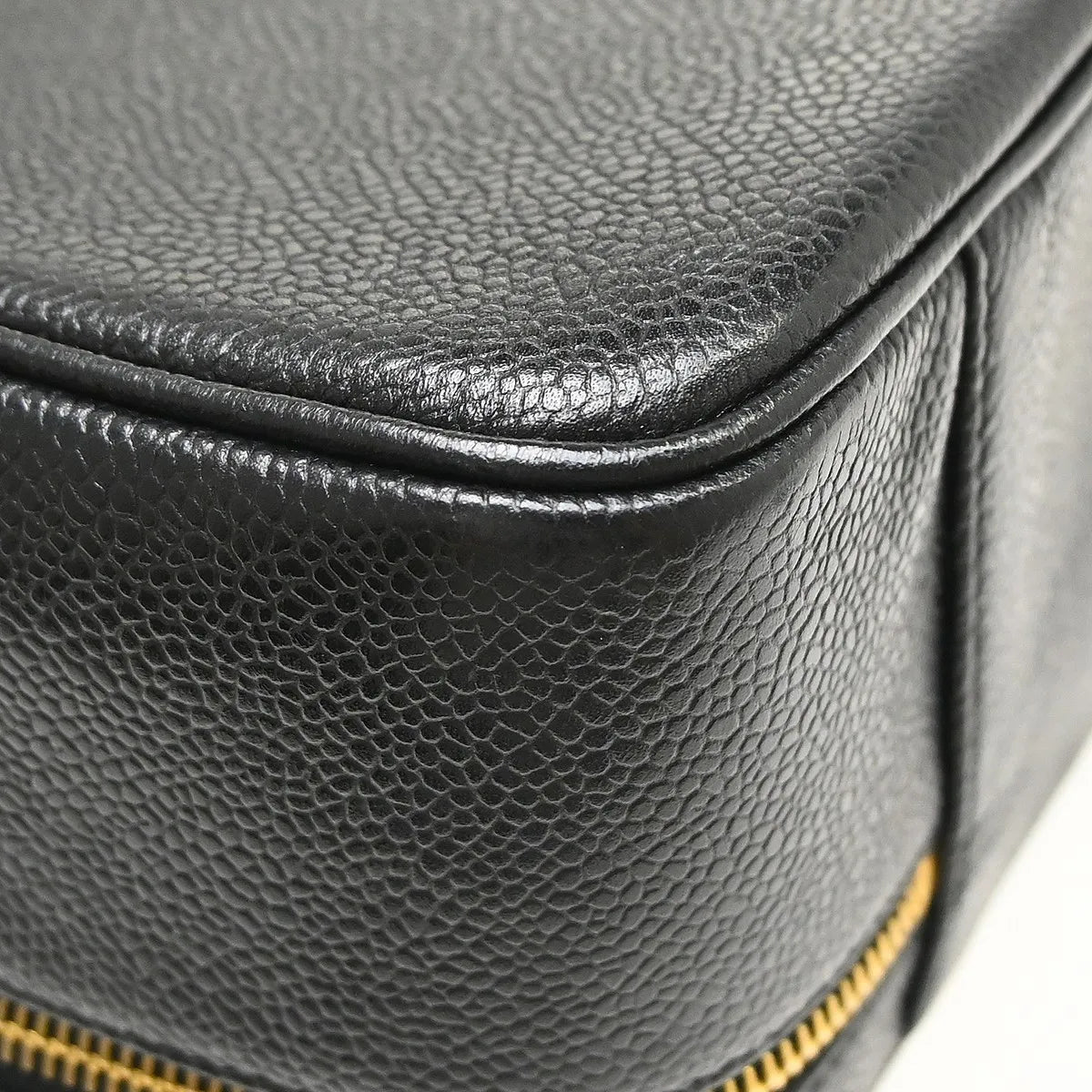 Chanel Vintage Timeless Zip Around Vanity Case Caviar Black Leather Handbag (Pre-Owned)