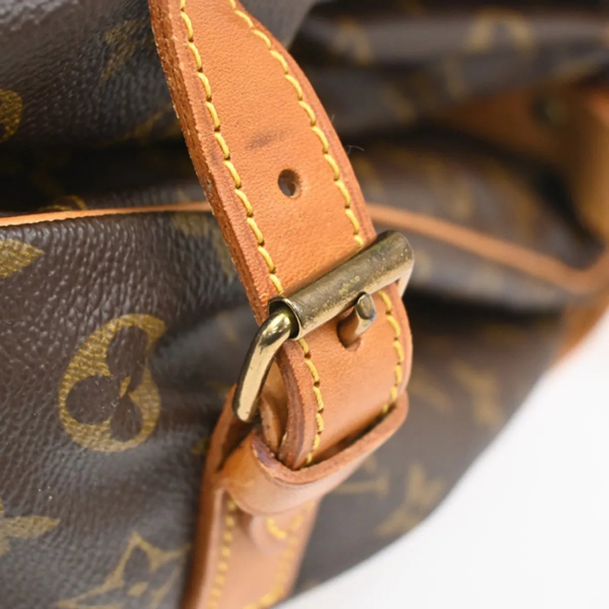Louis Vuitton Saumur Monogram Canvas Brown Canvas Shoulder Bag Bag (Pre-Owned)