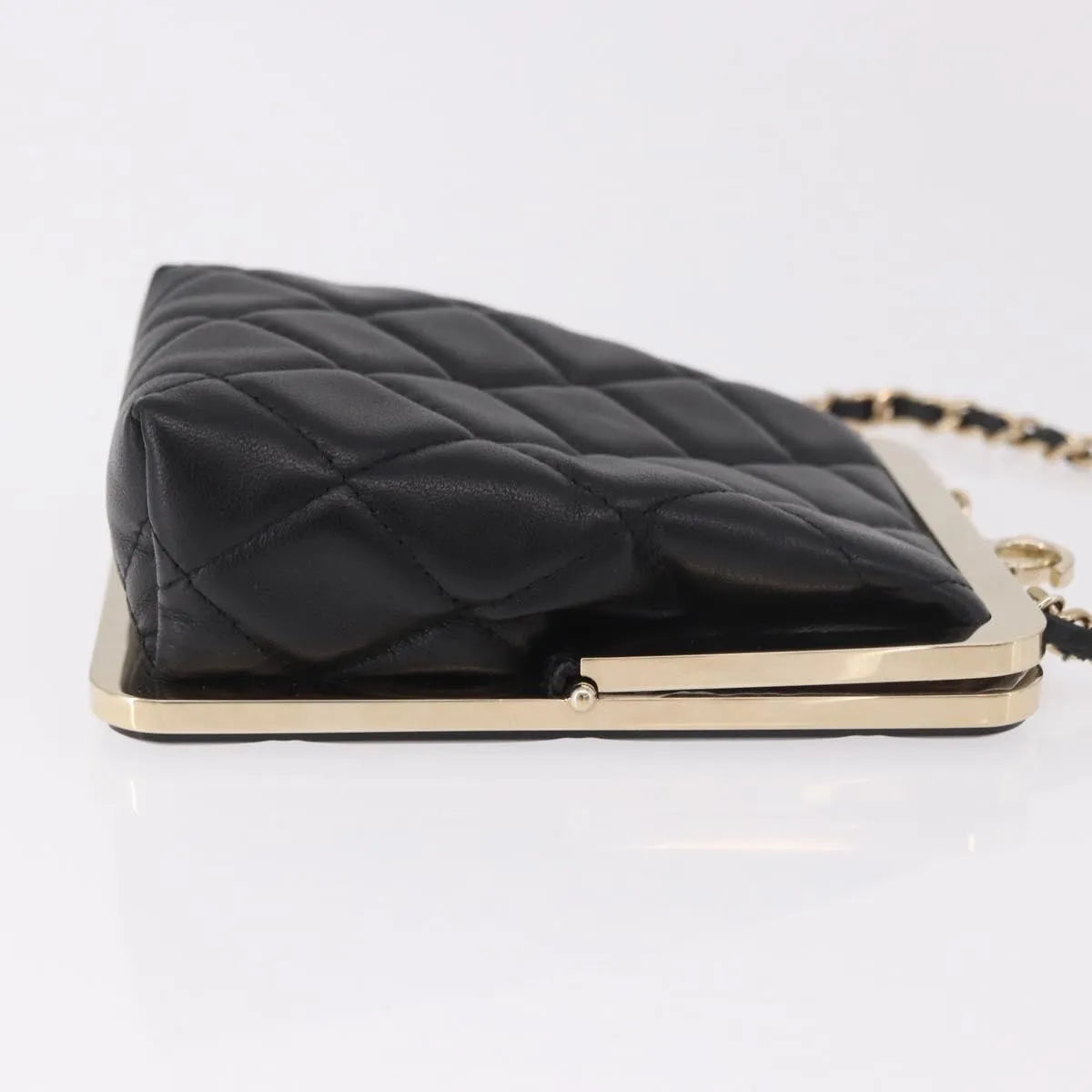 Chanel Cc Frame Clutch With Chain Quilted Lambskin And Plexiglass Black Leather Clutche & Pouche Bag (Pre-Owned)