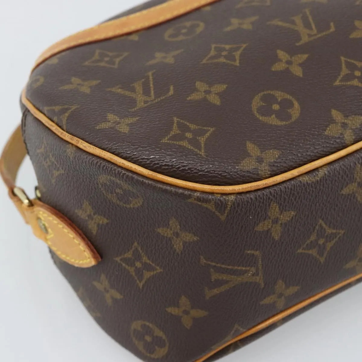 Louis Vuitton Blois Monogram Canvas Brown Canvas Shoulder Bag Bag (Pre-Owned)