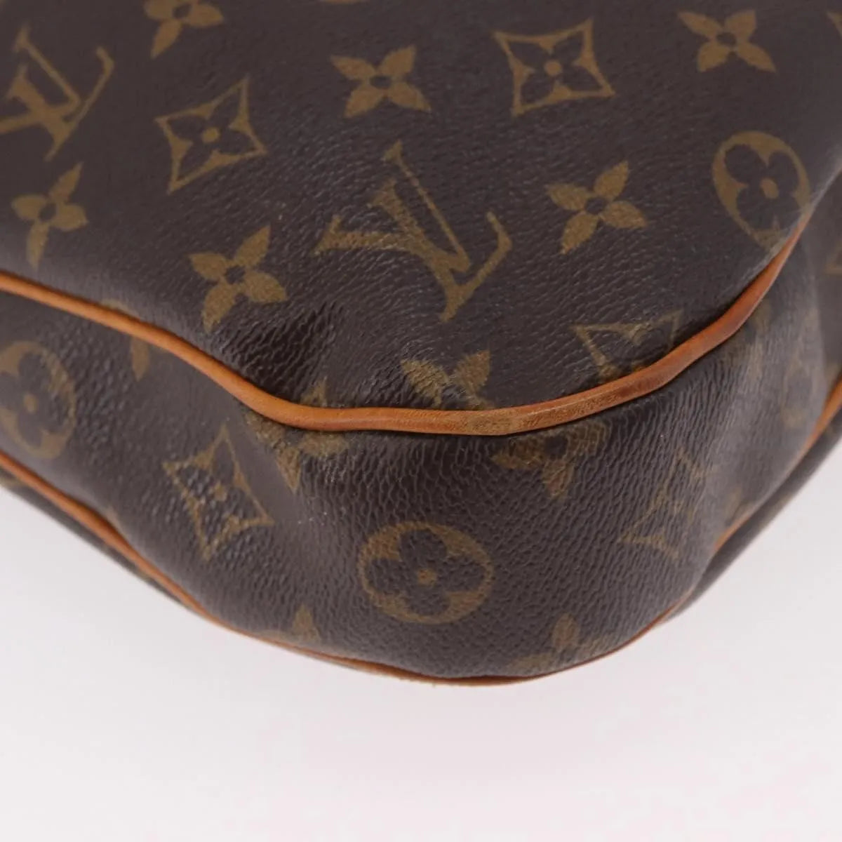 Louis Vuitton Odeon Monogram Canvas Brown Canvas Shoulder Bag Bag (Pre-Owned)