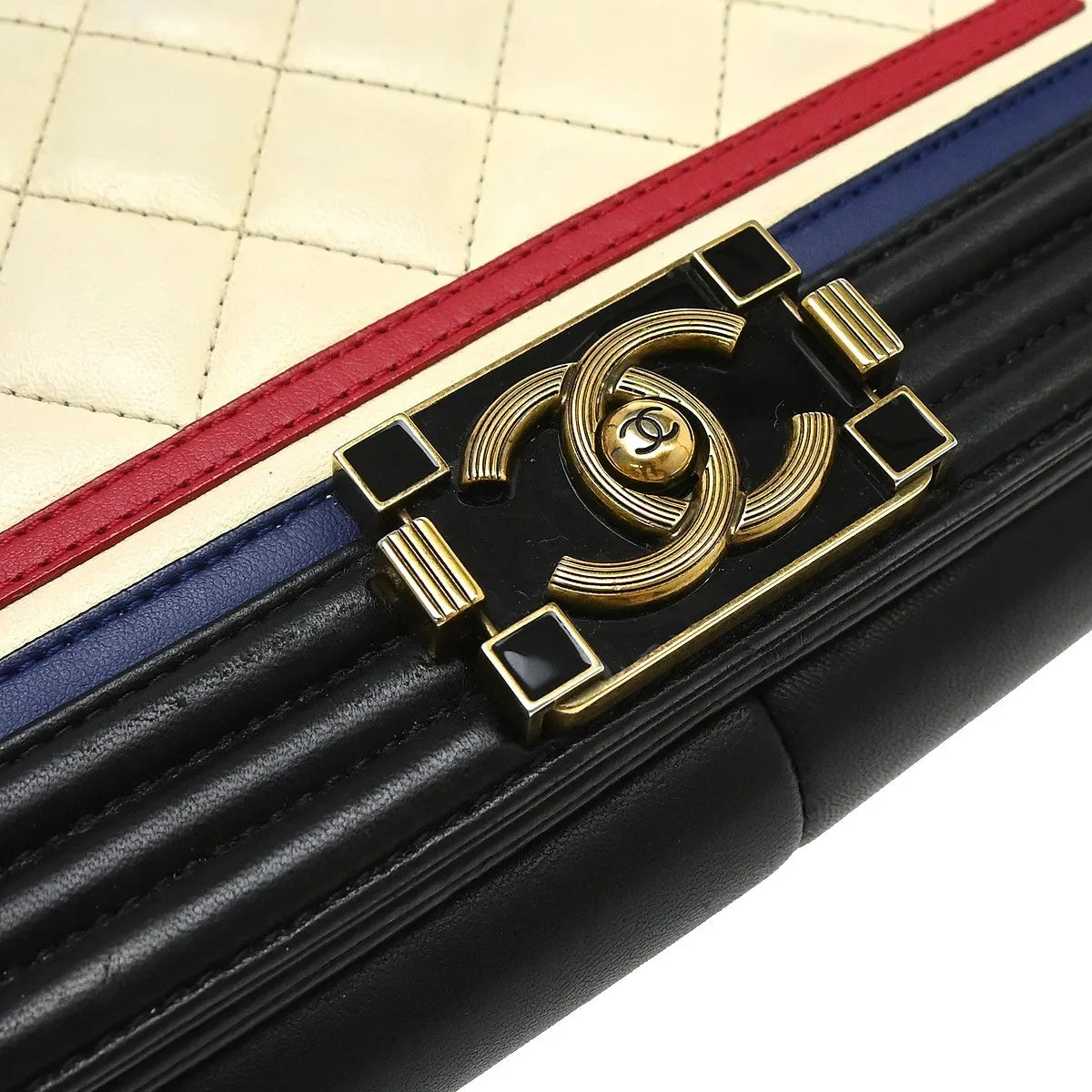Chanel Crest Boy Flap Quilted Lambskin White Leather Shoulder Bag Bag (Pre-Owned)