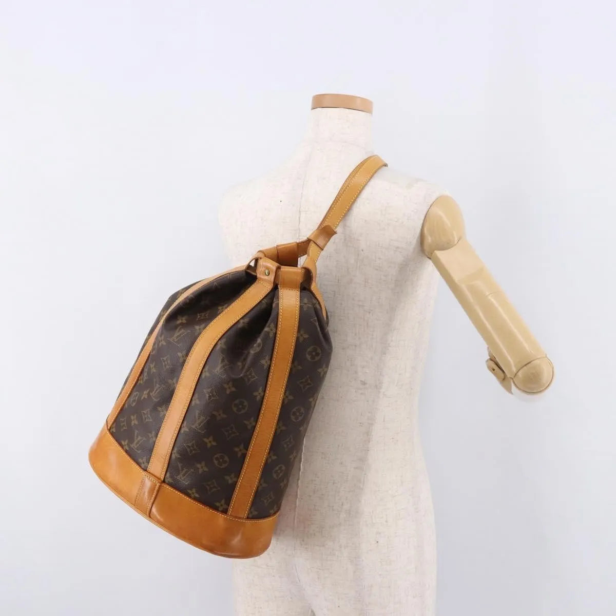 Louis Vuitton Randonnee Monogram Canvas Brown Canvas Shoulder Bag Bag (Pre-Owned)