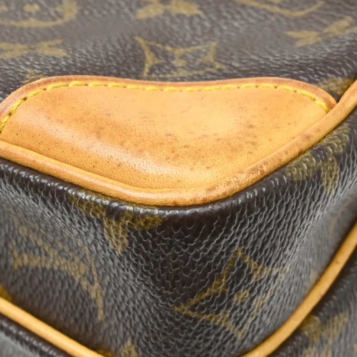 Louis Vuitton Amazone Monogram Canvas Brown Canvas Shoulder Bag Bag (Pre-Owned)