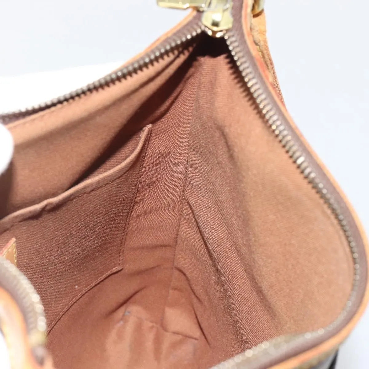 Louis Vuitton Odeon Monogram Canvas Brown Canvas Shoulder Bag Bag (Pre-Owned)