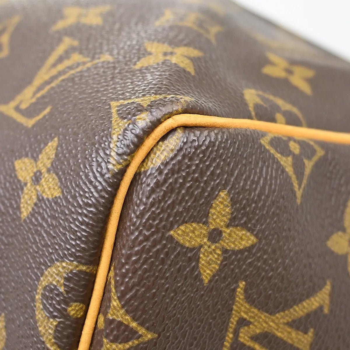 Louis Vuitton Keepall Monogram Canvas Brown Canvas Travel Bag Bag (Pre-Owned)
