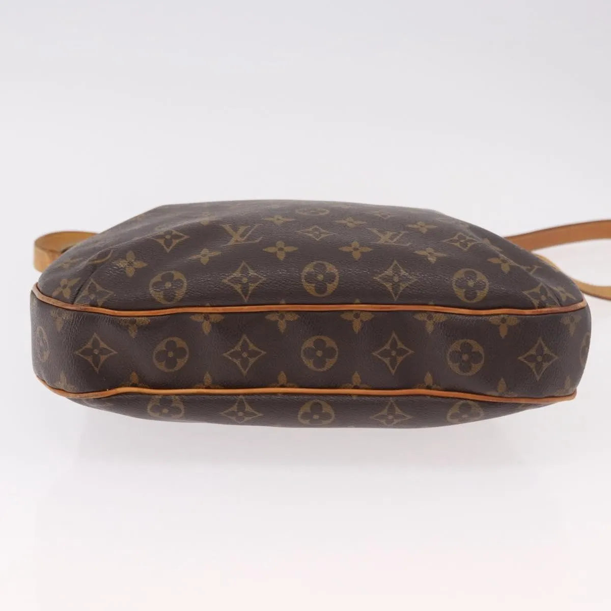 Louis Vuitton Odeon Monogram Canvas Brown Canvas Shoulder Bag Bag (Pre-Owned)