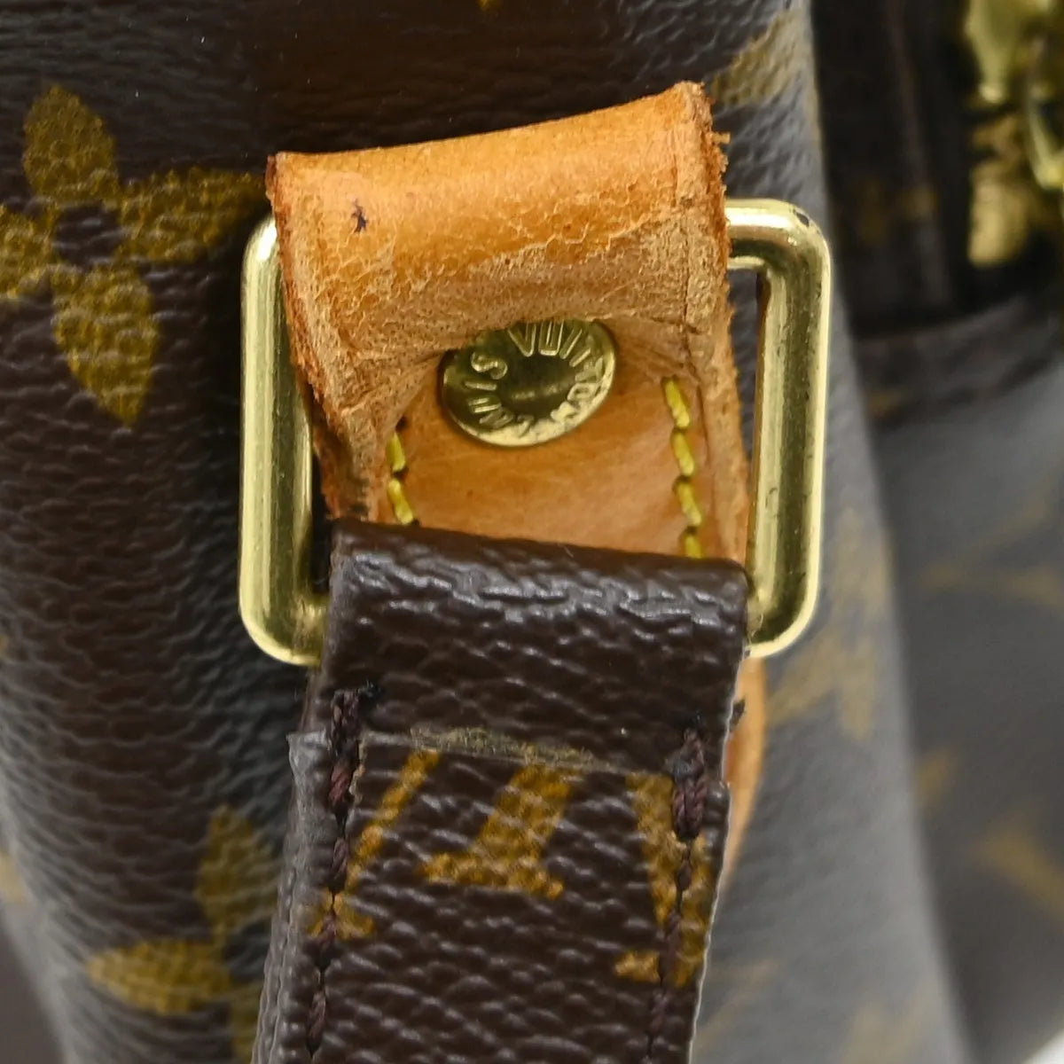 Louis Vuitton Nil Messenger Bag Monogram Canvas Brown Canvas Shoulder Bag Bag (Pre-Owned)