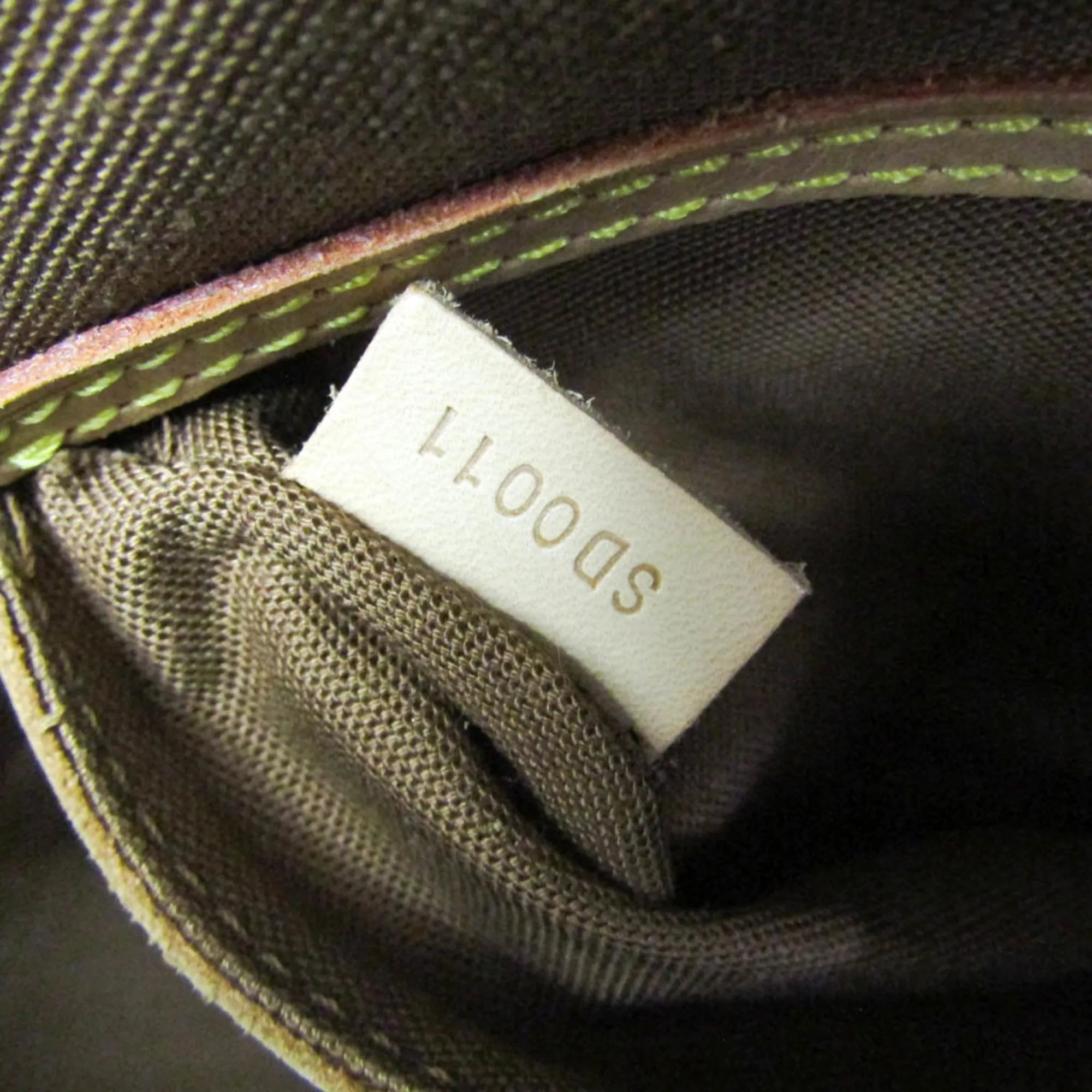 Louis Vuitton Alma Monogram Canvas Brown Canvas Handbag (Pre-Owned)