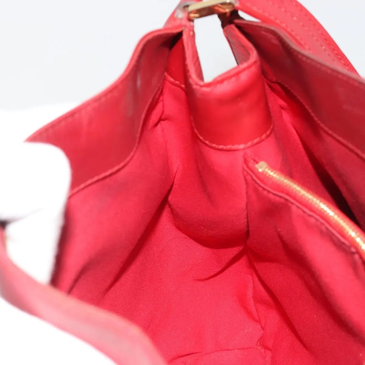 Louis Vuitton Mandara Epi Leather Red Leather Shoulder Bag Bag (Pre-Owned)