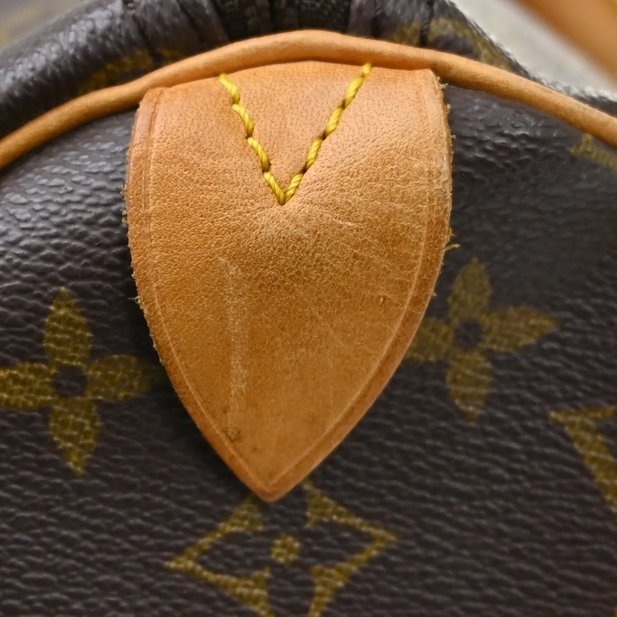 Louis Vuitton Keepall Bag Monogram Canvas Brown Canvas Travel Bag Bag (Pre-Owned)