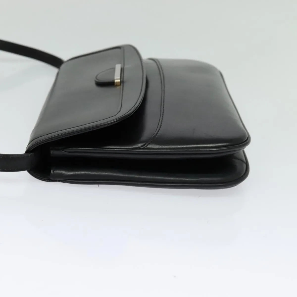 Bally Vintage Shoulder Bag Leather Black Leather Shoulder Bag Bag (Pre-Owned)