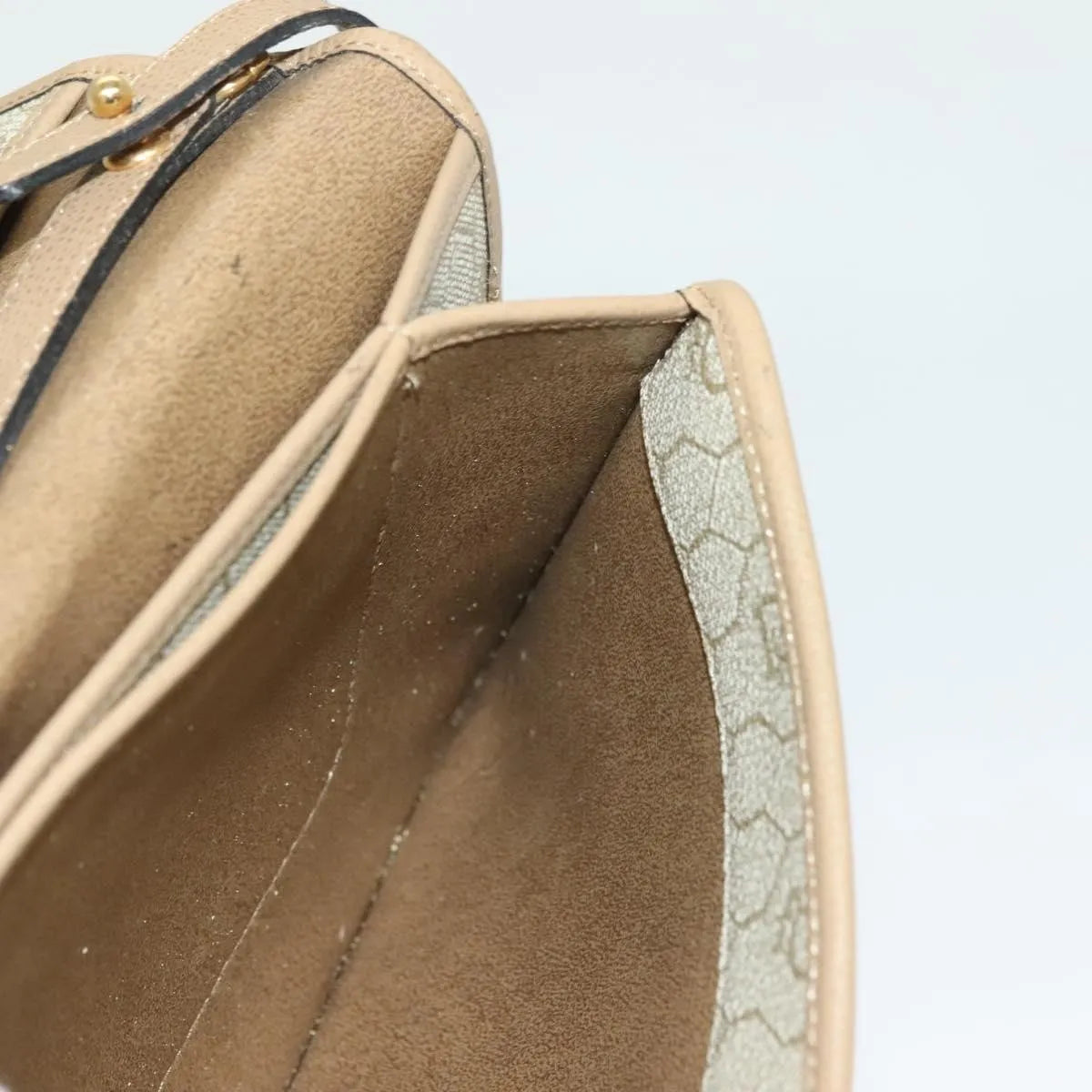 Christian Dior Vintage Leather Beige Leather Shoulder Bag Bag (Pre-Owned)