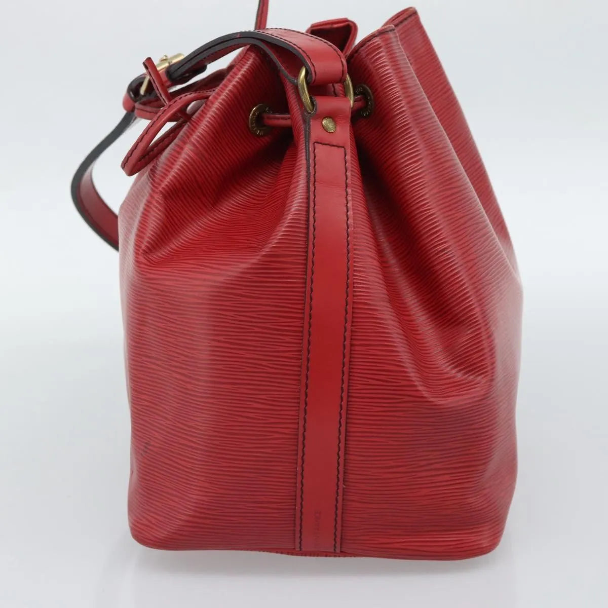 Louis Vuitton Petit Noe Epi Leather Red Leather Shoulder Bag Bag (Pre-Owned)