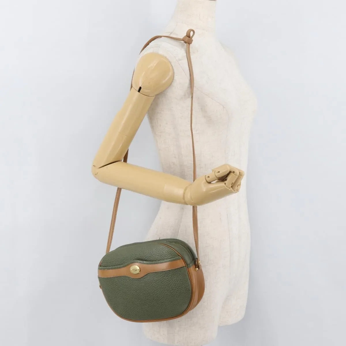 Christian Dior Cd Shoulder Bag Leather Green Leather Shoulder Bag Bag (Pre-Owned)