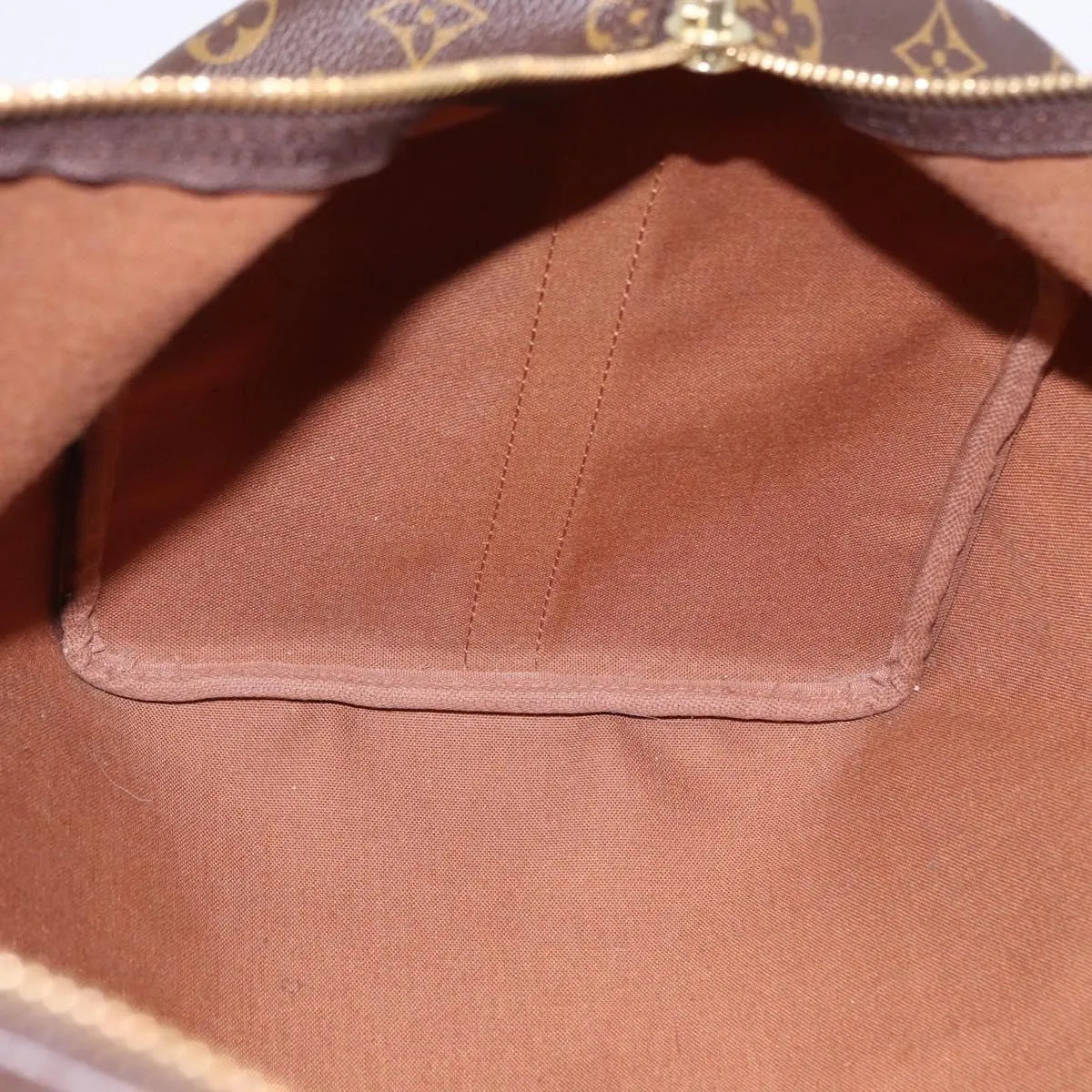 Louis Vuitton Keepall Bandoulière Monogram Brown Canvas Travel Bag Bag (Pre-Owned)