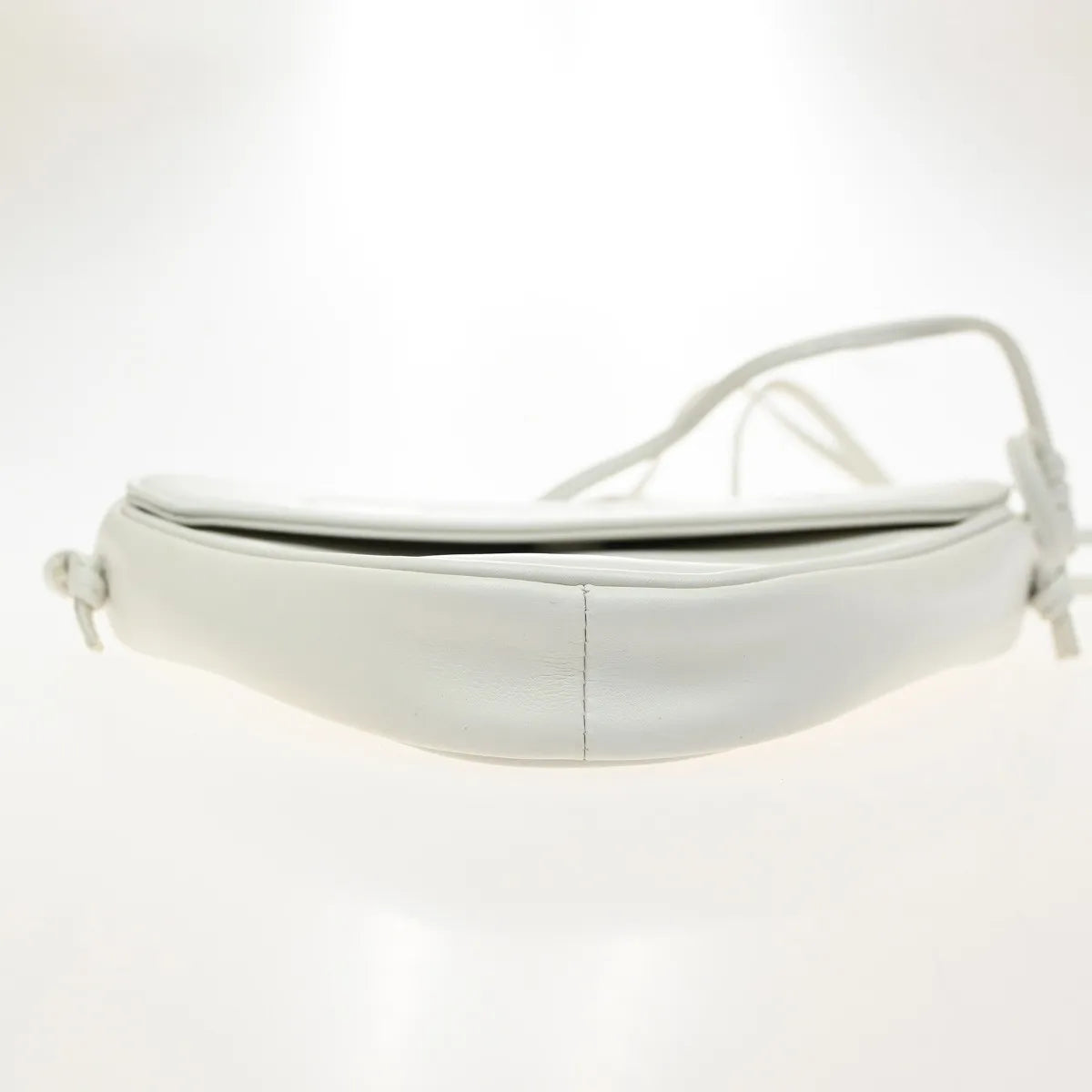 Celine Triangle Leather White Leather Shoulder Bag Bag (Pre-Owned)