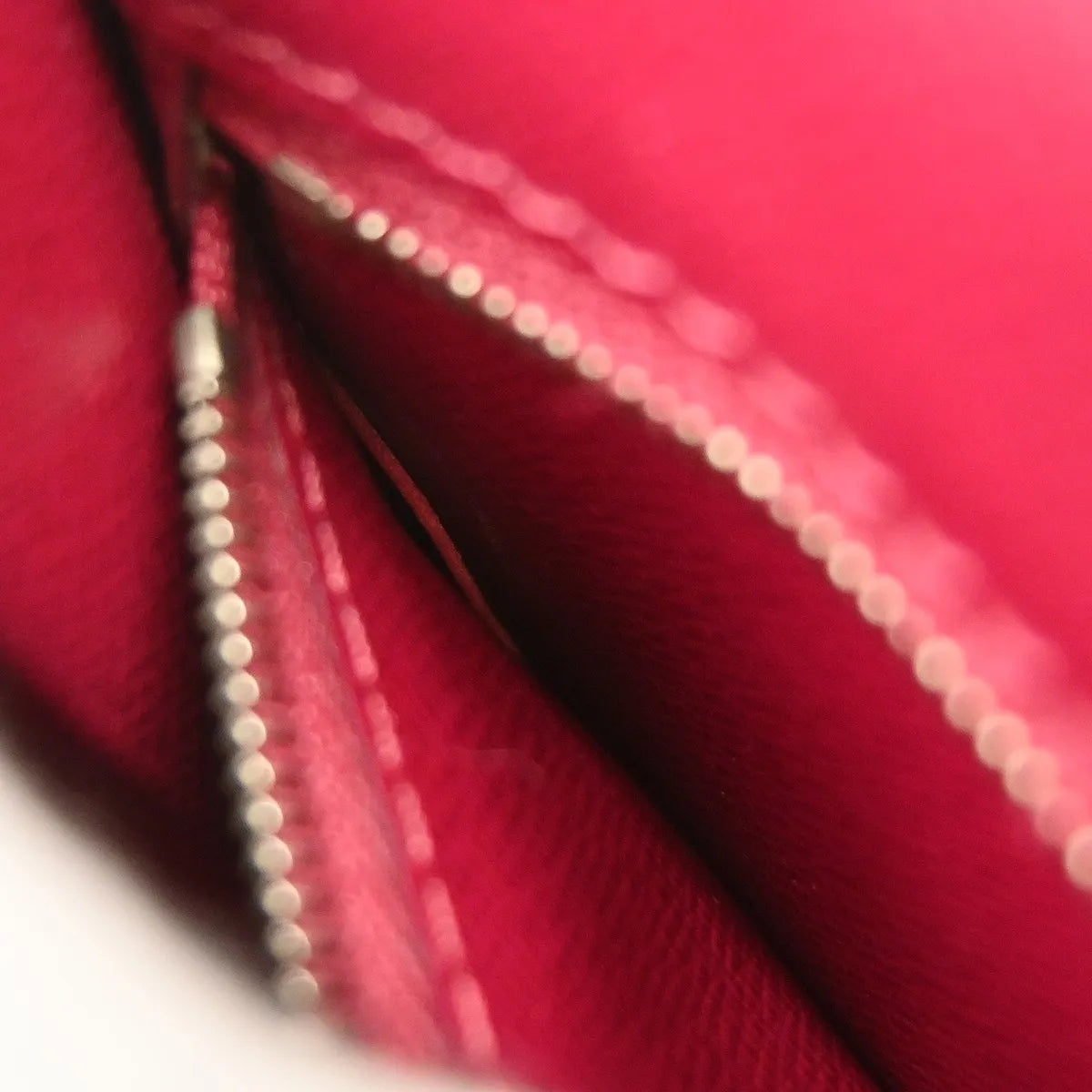 Louis Vuitton Monceau Epi Pink Leather Handbag (Pre-Owned)