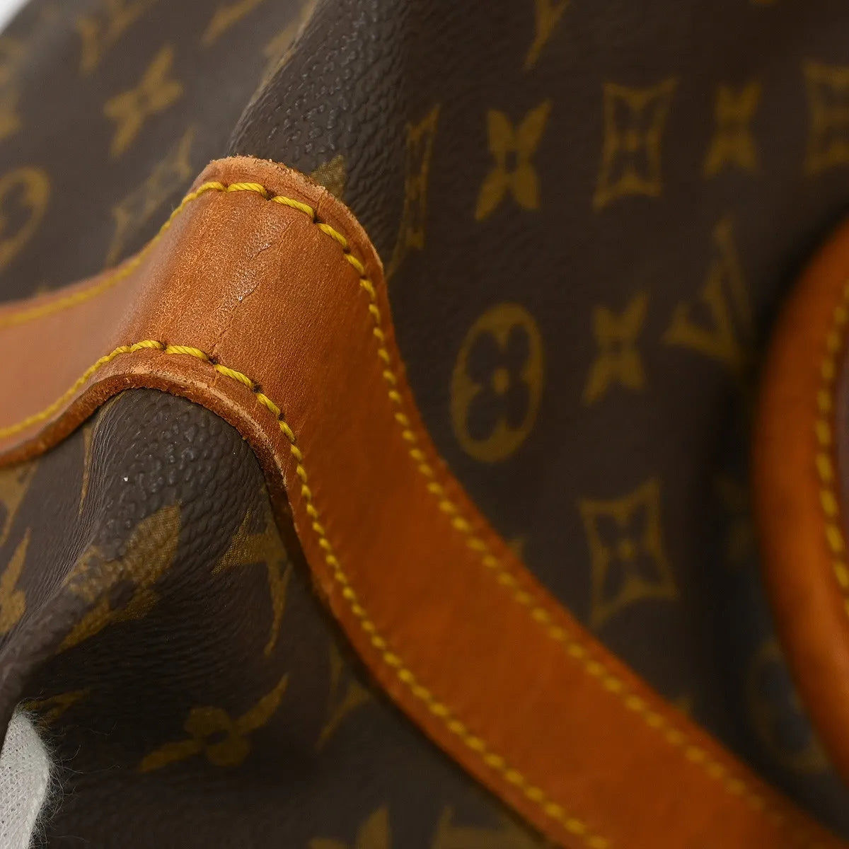 Louis Vuitton Keepall Monogram Canvas Brown Canvas Travel Bag Bag (Pre-Owned)