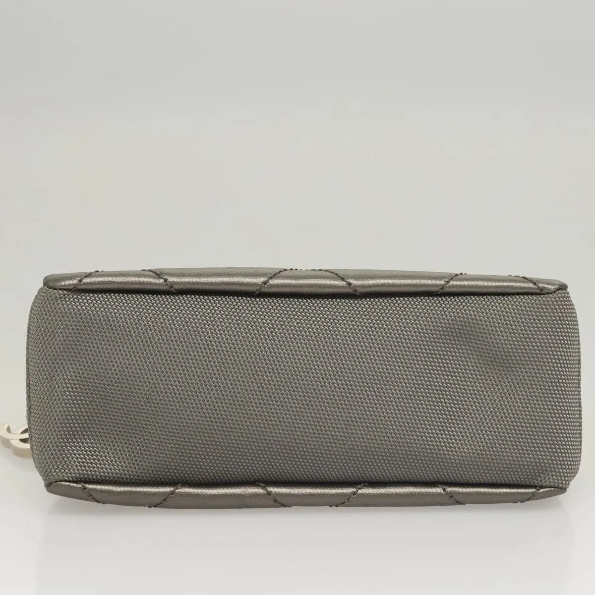 Chanel Vintage Clutch Leather Gray Leather Clutche & Pouche Bag (Pre-Owned)