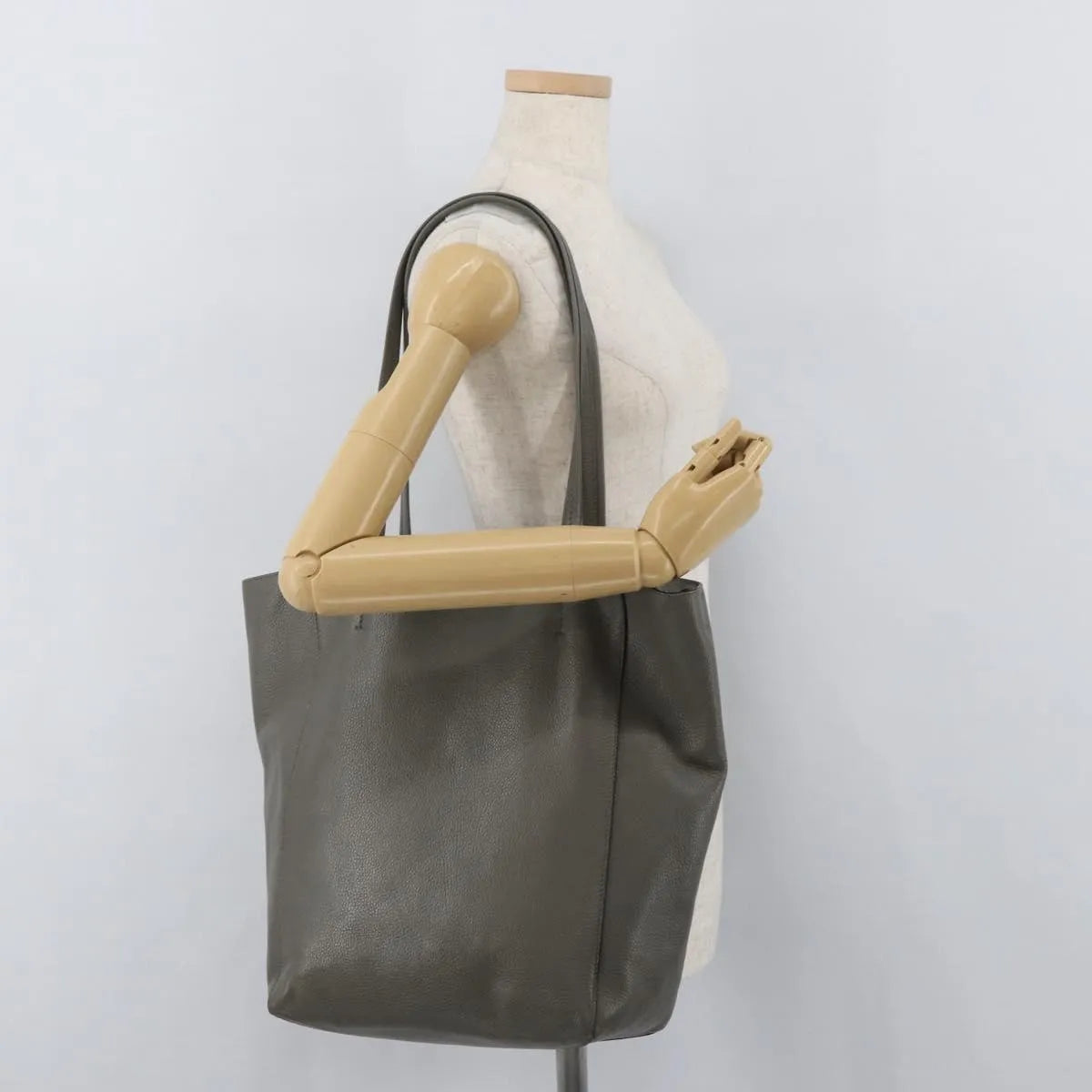 Celine Phantom Cabas Tote Leather Gray Leather Tote Bag Bag (Pre-Owned)