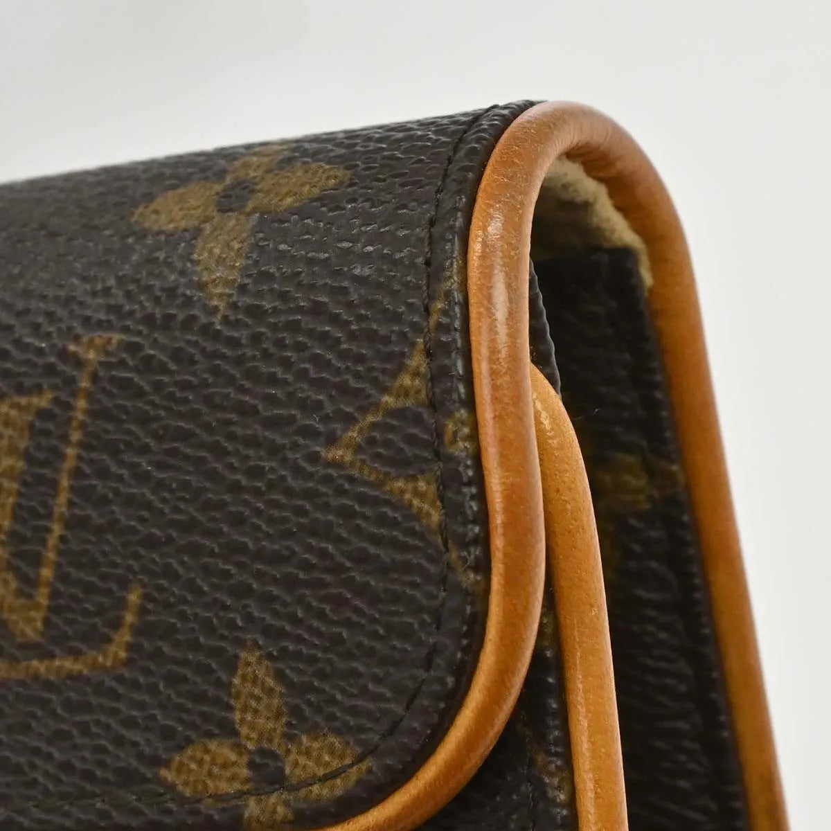 Louis Vuitton Florentine Waist Monogram Canvas Brown Canvas Clutche & Pouche Bag (Pre-Owned)