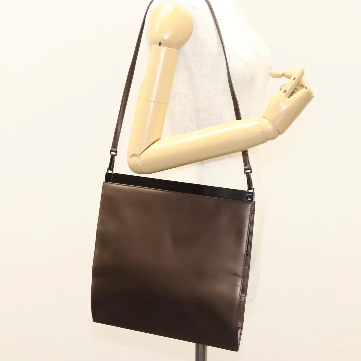 Gucci Vintage Leather Brown Leather Shoulder Bag Bag (Pre-Owned)