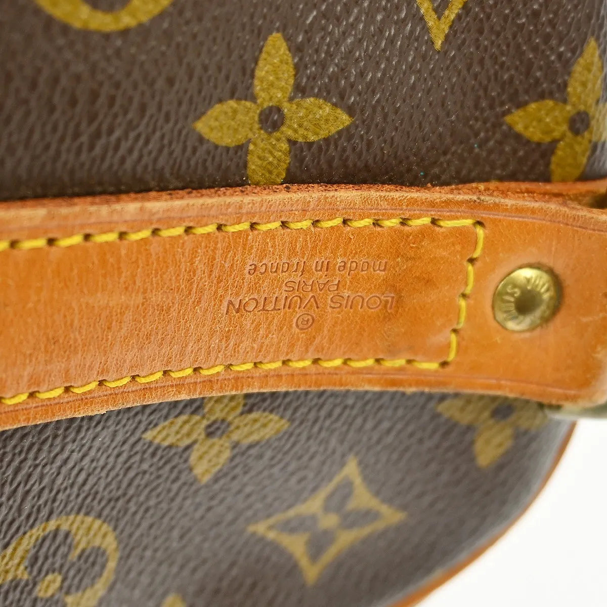 Louis Vuitton Keepall Bandouliere Bag Monogram Canvas Brown Canvas Travel Bag Bag (Pre-Owned)