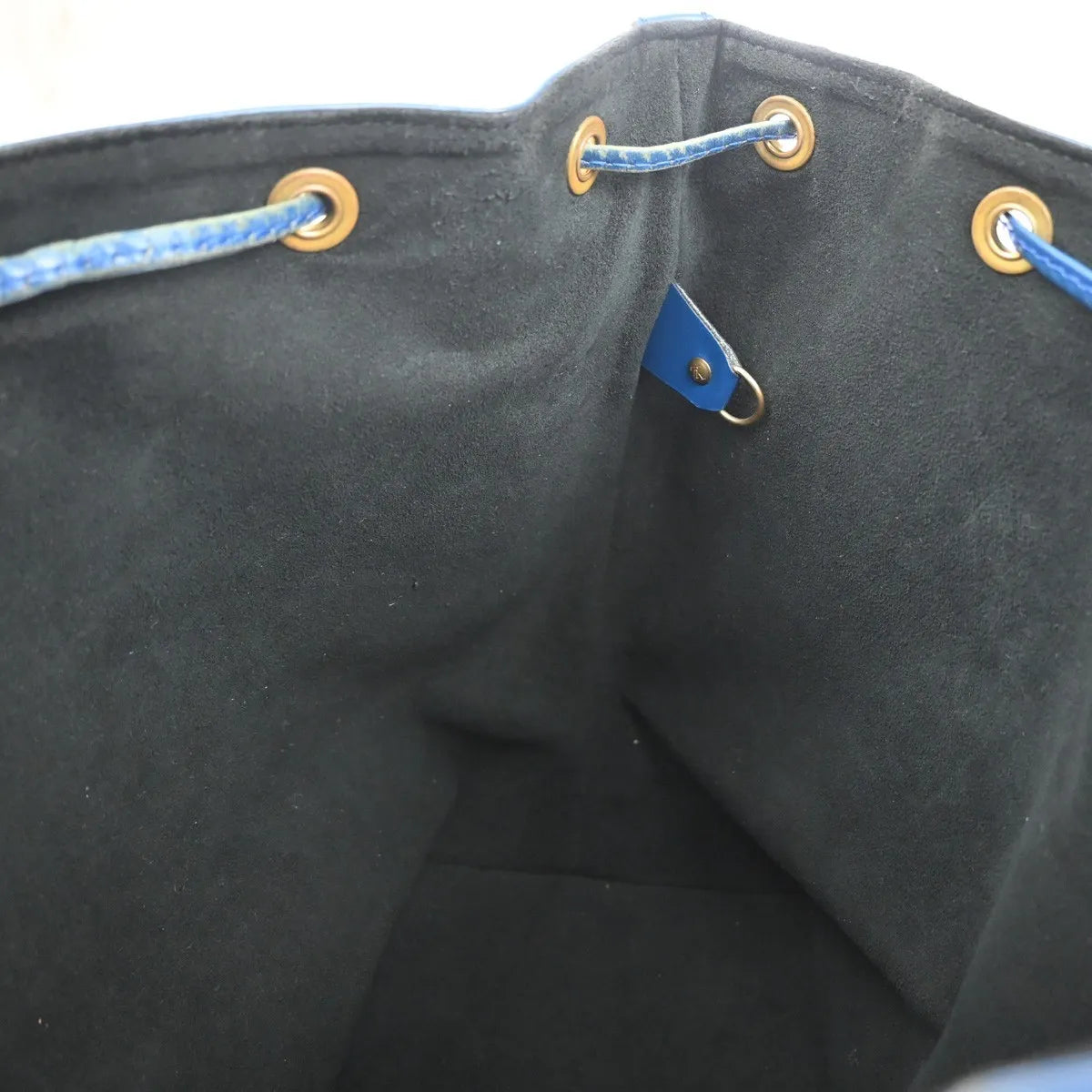 Louis Vuitton Petit Noe Epi Leather Blue Leather Shoulder Bag Bag (Pre-Owned)