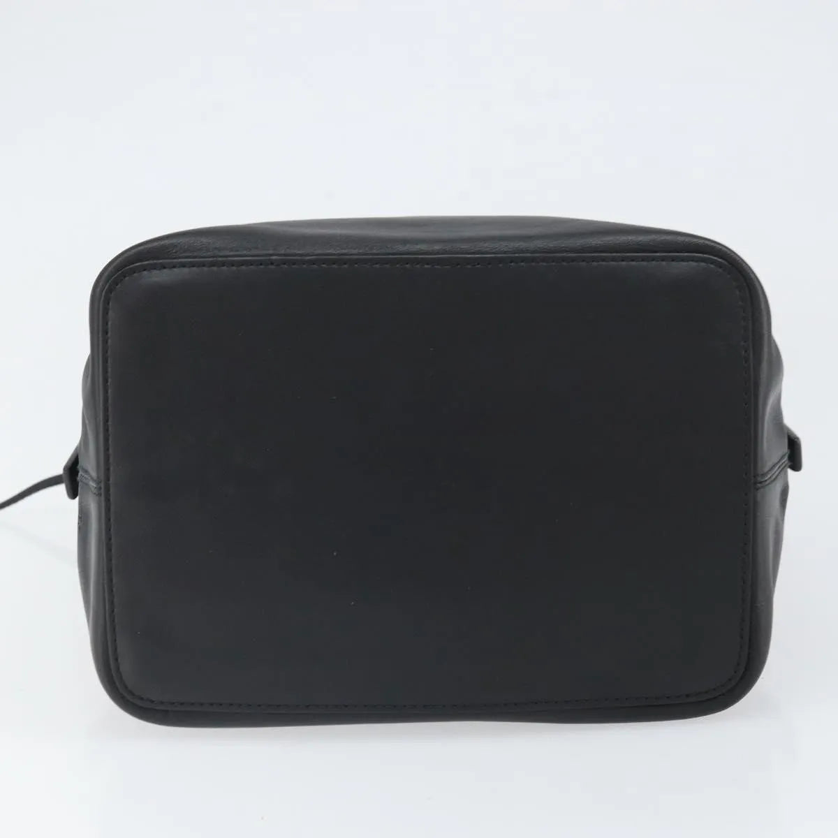 Loewe Vintage Leather Black Leather Handbag (Pre-Owned)