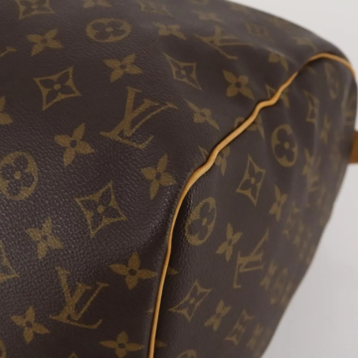 Louis Vuitton Keepall Monogram Canvas Brown Canvas Travel Bag Bag (Pre-Owned)