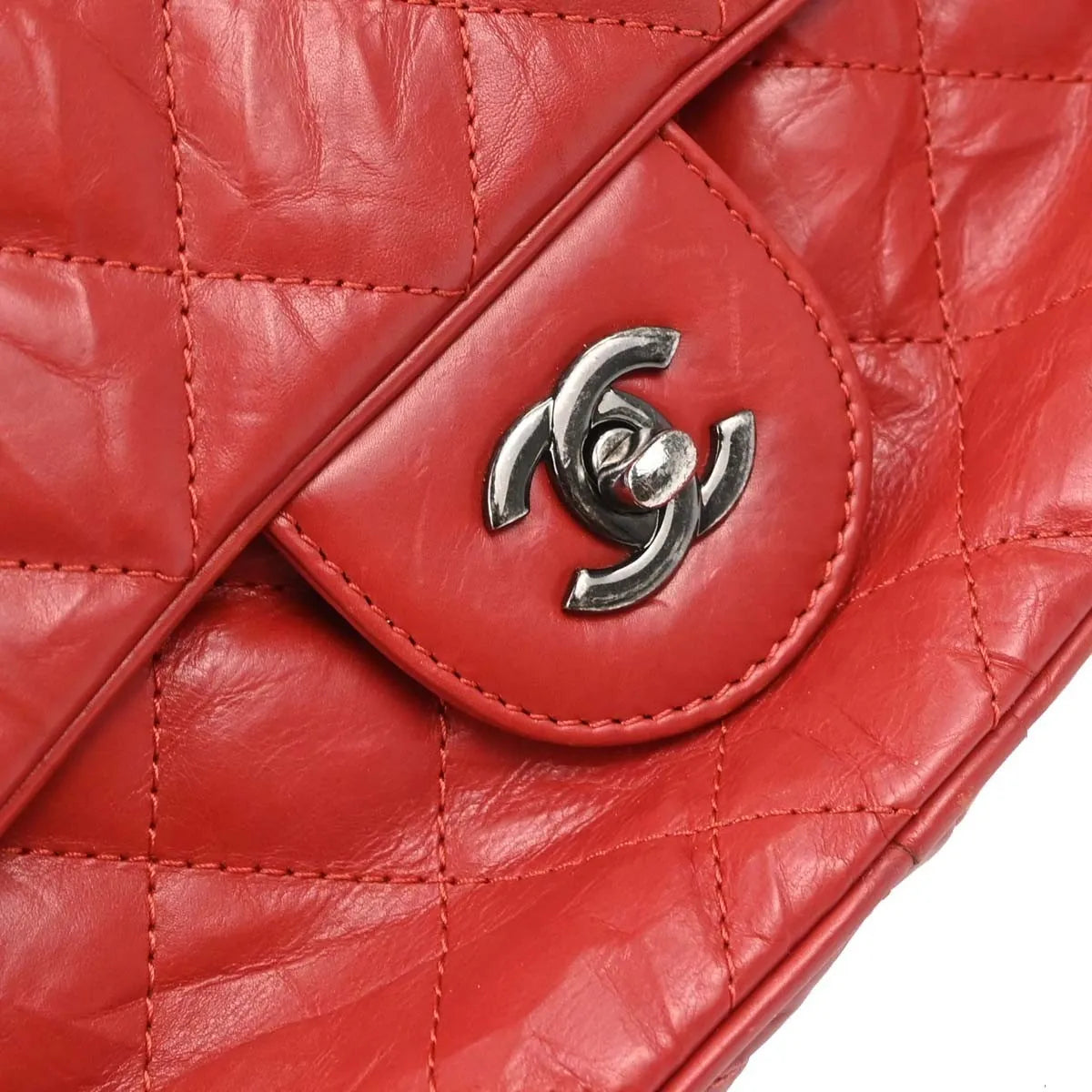 Chanel Casual Rock Airlines Flap Quilted Crumpled Calfskin Red Calfskin Shoulder Bag Bag (Pre-Owned)