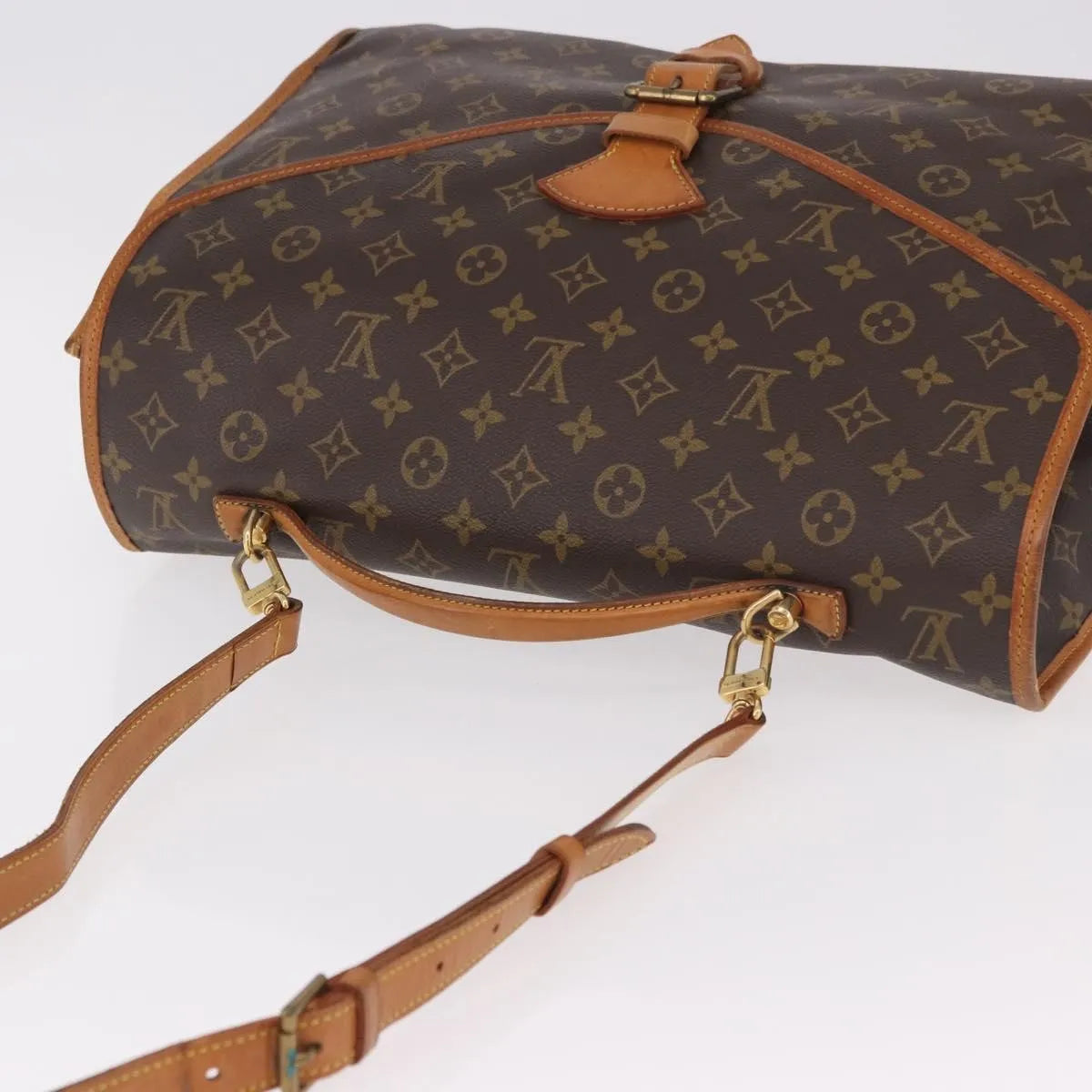 Louis Vuitton Beverly Monogram Canvas Brown Canvas Handbag (Pre-Owned)
