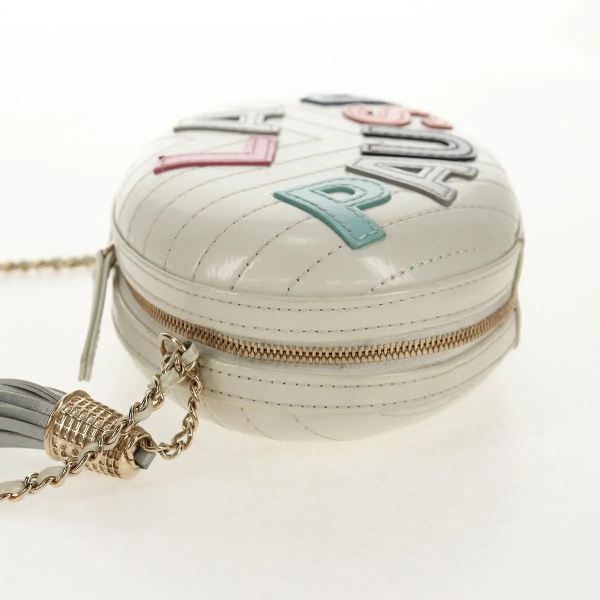 Chanel La Pausa Evening Chevron Lambskin With Applique White Leather Shoulder Bag Bag (Pre-Owned)