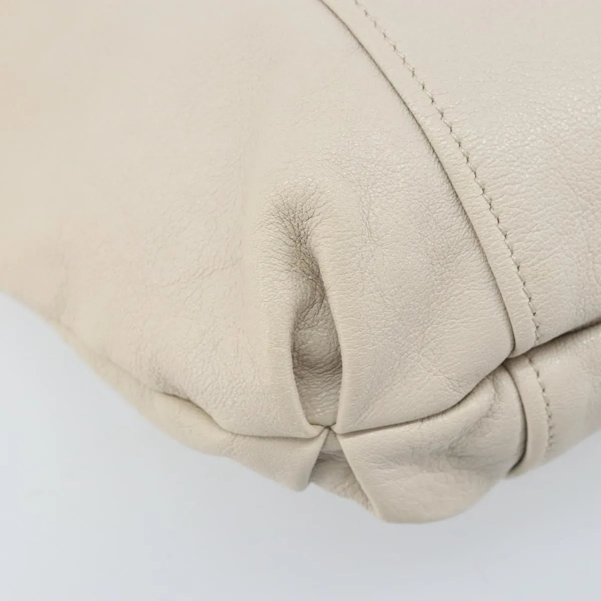 Salvatore Ferragamo Vintage Gancini Hobo Leather White Leather Shoulder Bag Bag (Pre-Owned)
