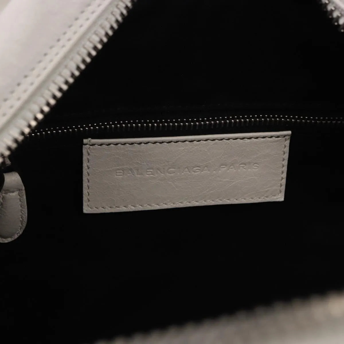 Balenciaga Matelasse Leather White Leather Handbag (Pre-Owned)