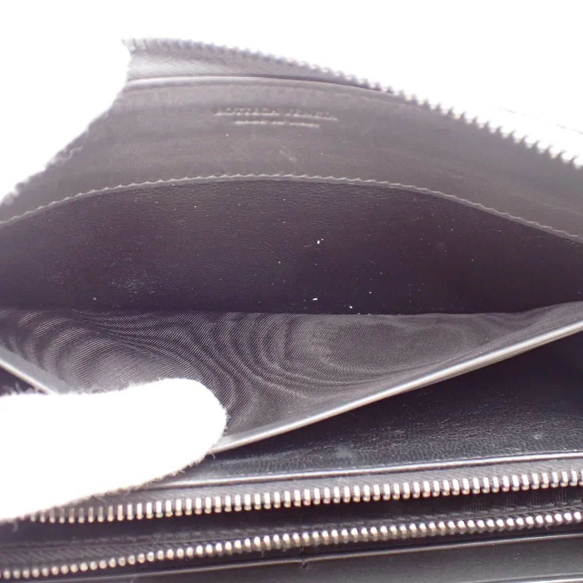 Bottega Veneta Intrecciato Long Zip Leather Black Leather Wallets Accessory (Pre-Owned)