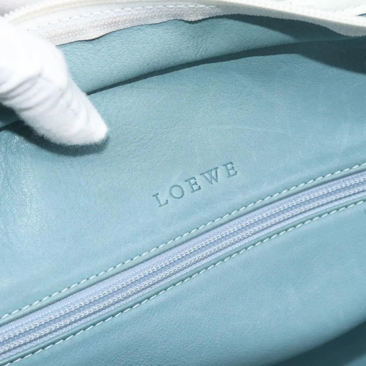 Loewe Amazona Suede Blue Suede Handbag (Pre-Owned)